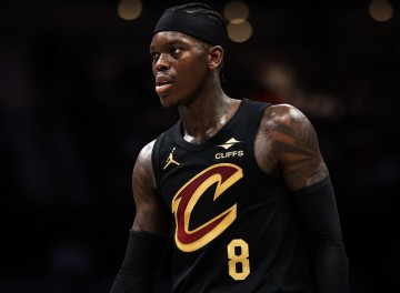 世界杯官方直播软件-骑士替补阵容太好用了！施罗德主导，3配角辅助，二四节主导赢分